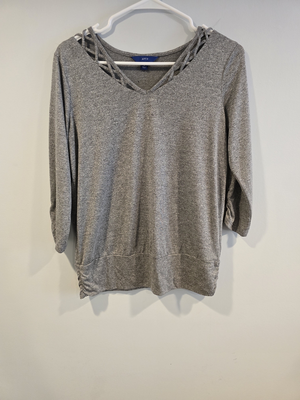 Apt. 9 Gray Crisscross V-Neck Women's Top